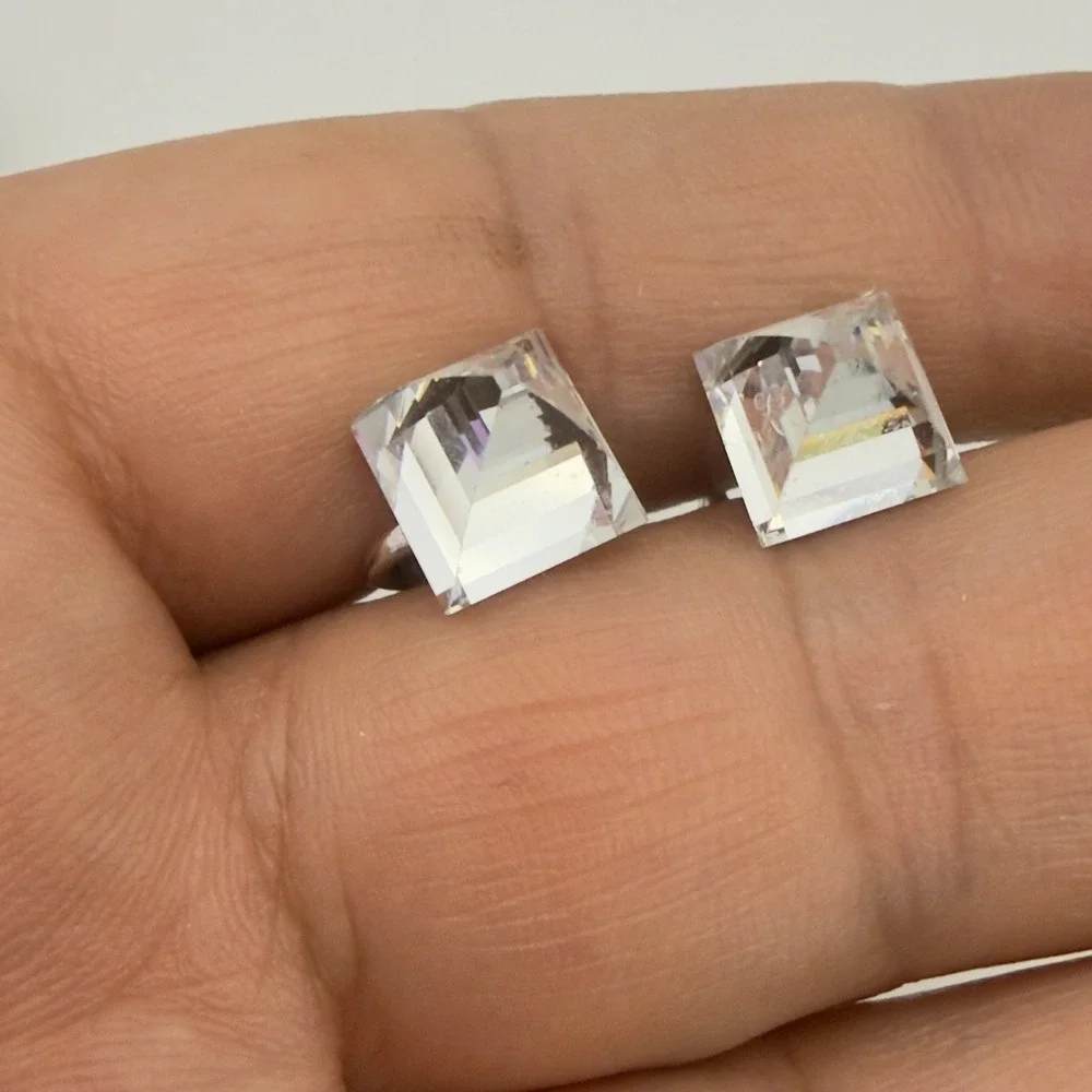SWAROVSKI (SAL) VTG Crystal Earrings Pyramid Shaped Clear Crystal Stud Modernist